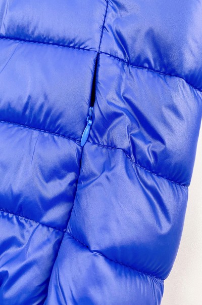 製造輕薄羽絨外套  個人設計彩藍色連帽保暖羽絨外套  羽絨外套供應商 SKVM016 後面照